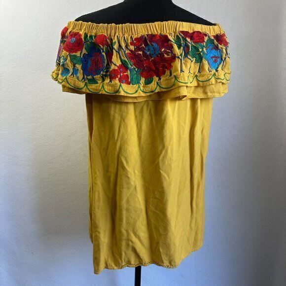 Umgee Shirt Womens S Yellow Off Shoulder sleeveless Floral Embroidered Boho - Picture 4 of 6